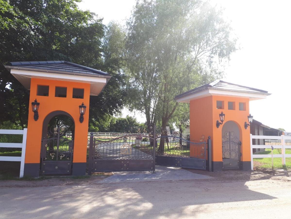 Luxus Resort Ruegen Residenz Kubitzer Bodden Rambin Esterno foto