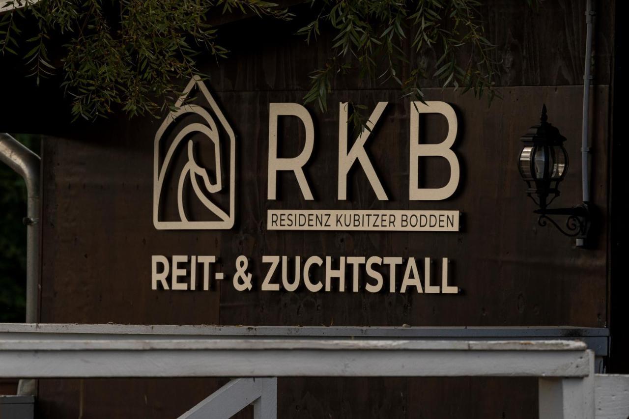 Luxus Resort Ruegen Residenz Kubitzer Bodden Rambin Esterno foto
