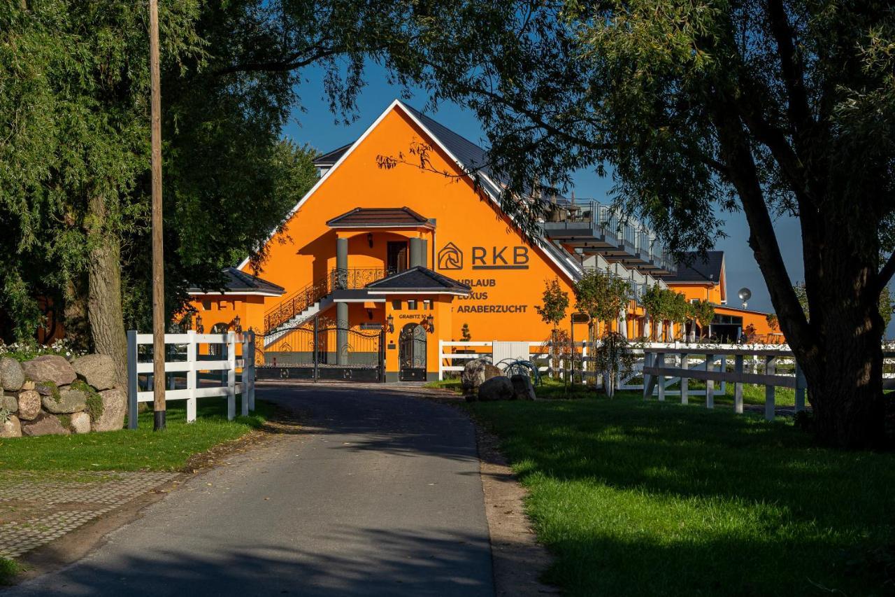Luxus Resort Ruegen Residenz Kubitzer Bodden Rambin Esterno foto
